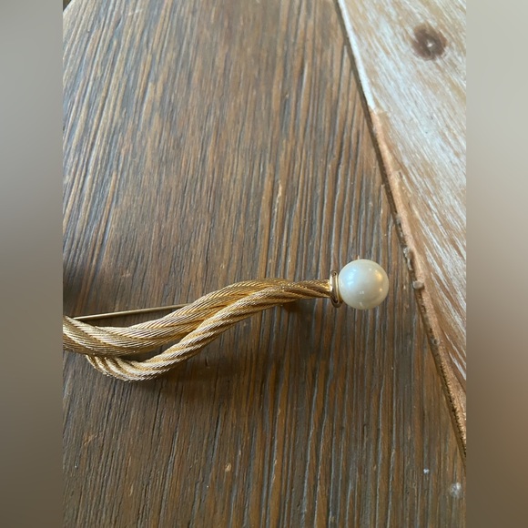 Vintage Christian Dior Brooch - Picture 3 of 5